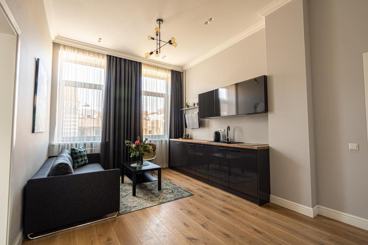 Beautiful Apartment In The Heart Of Kaunas Luaran gambar