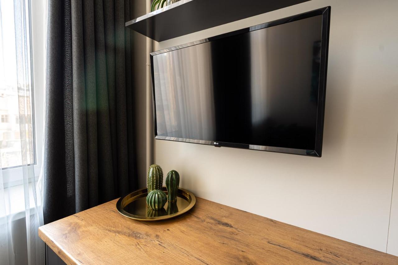 Beautiful Apartment In The Heart Of Kaunas Luaran gambar