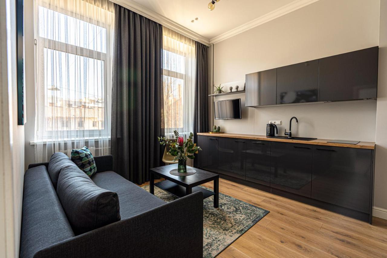 Beautiful Apartment In The Heart Of Kaunas Luaran gambar